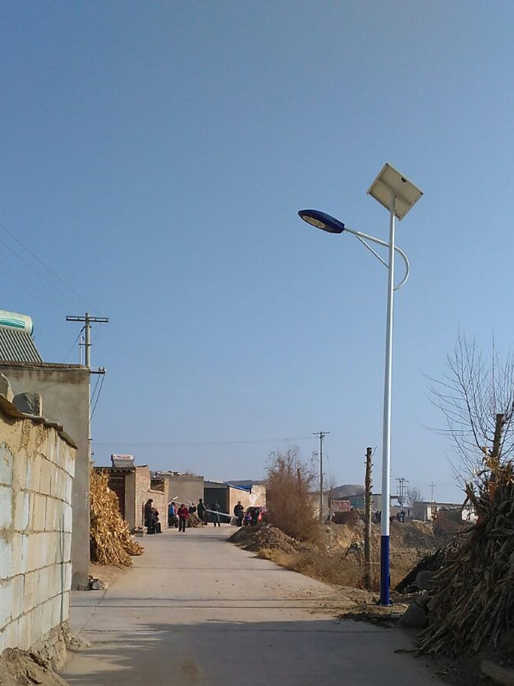 農(nóng)村太陽能路燈廠家 農(nóng)村太陽能路燈廠家